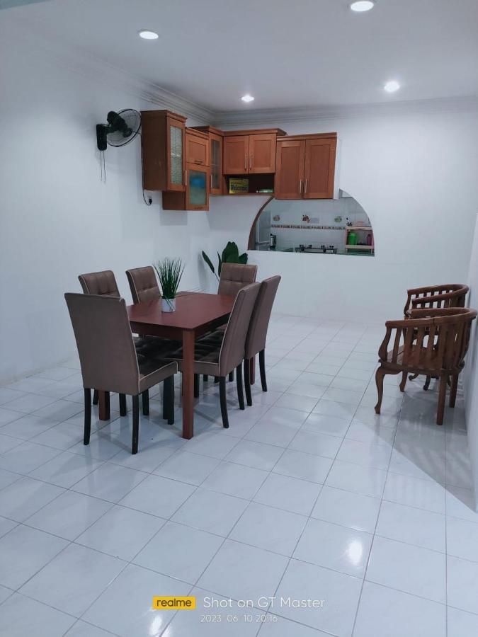 Naurah Homestay Sungai Petani Zewnętrze zdjęcie